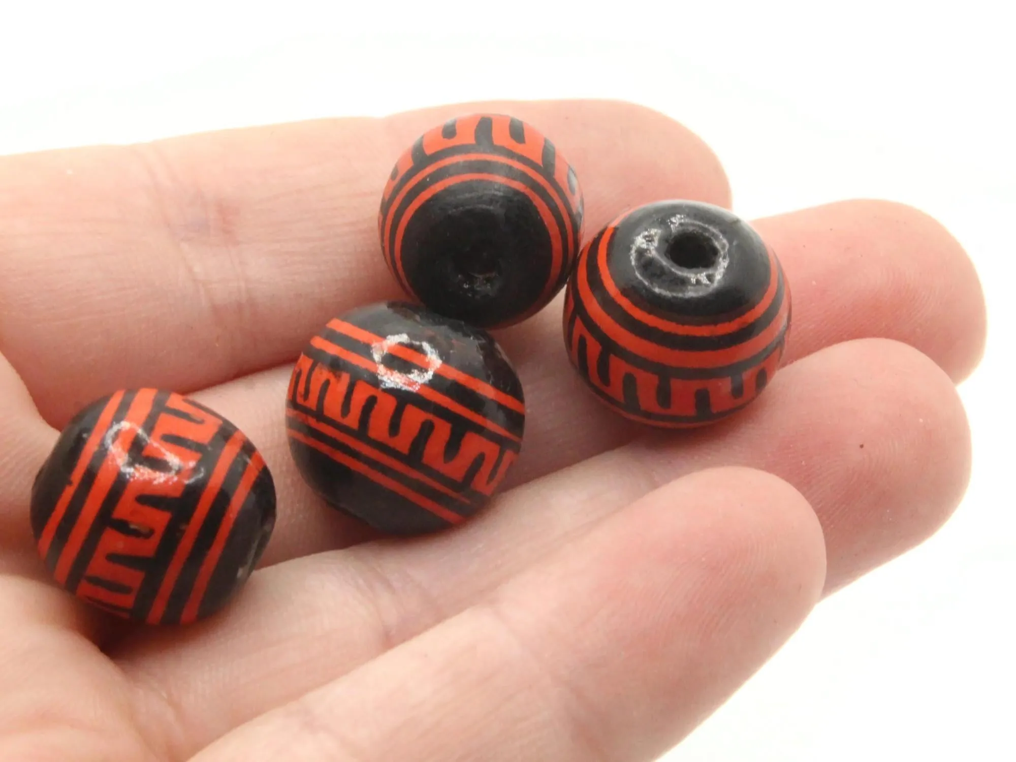 4 14mm Vintage Painted Black and Red Round Peruvian Clay Beads