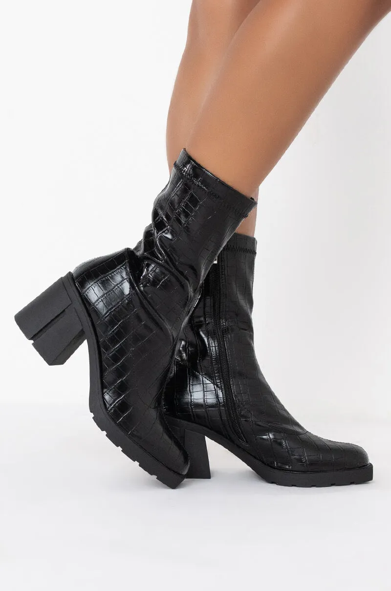 AZALEA WANG LIGHT IT UP CHUNKY BOOTIE IN BLACK