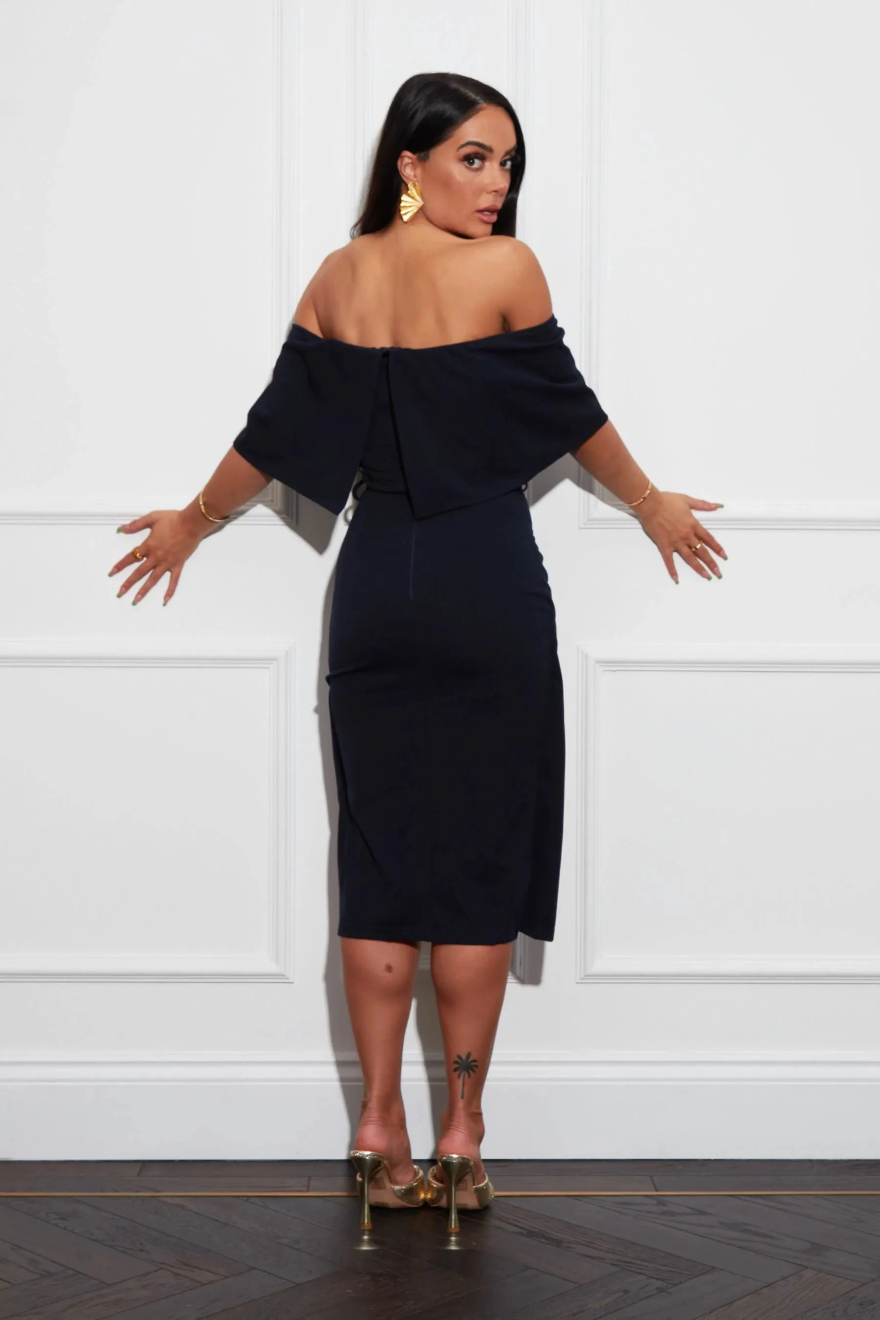 Lucia Navy Off The Shoulder Midi Dress (Navy)