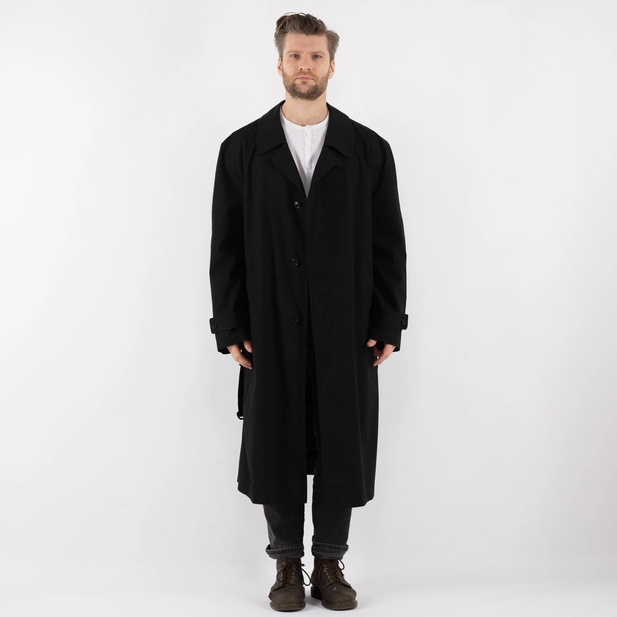 Vintage 70's Men Oversized Mac Coat in Black
